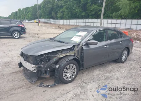 2018 Nissan Altima 2.5 S z USA, uszkodzony, nr VIN 1N4AL3AP3JC128022